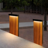 Borne lumineuse extérieure LED effet bois rectangulaire moderne IP65 pour jardin
