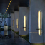 Applique extérieur design minimaliste linéaire solaire LED en aluminium noir IP65
