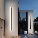 Applique extérieure longue noire minimaliste LED IP65 avec détecteur de mouvement