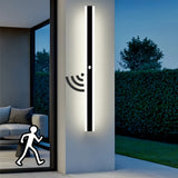 Applique murale extérieure longue LED IP65 noir minimaliste avec détecteur de mouvement