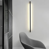 Applique murale linéaire noire en métal LED dimmable minimaliste pour salon
