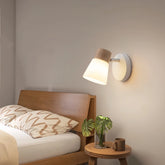 Applique murale bois et verre scandinave orientable blanche de chevet