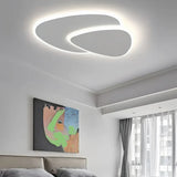 Plafonnier triangle blanc moderne à LED dimmable pour chambre