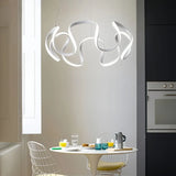 Suspension moderne torsadée en métal LED dimmable pour salle à manger
