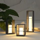Borne lumineuse solaire rectangulaire moderne LED IP65 pour terrasse