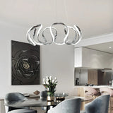 Suspension moderne torsadée en métal LED dimmable pour salle à manger