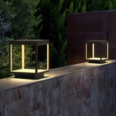 Lampe solaire pour pilier carrée noire moderne LED IP65