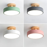 Plafonnier de couloir rond en bois et métal scandinave macaron