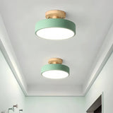Plafonnier couloir rond scandinave en bois et métal coloris macaron