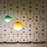 Suspension boule en verre coloré dégradé moderne à hauteur réglable pour salle à manger