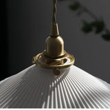 Suspension céramique blanc cannelé vintage réglable en hauteur pour salle à manger