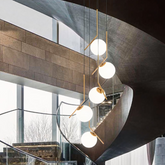 Suspension 5 Boules Verre Led Design Moderne Pour Escalier