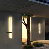 Applique extérieur design minimaliste linéaire solaire LED en aluminium noir IP65