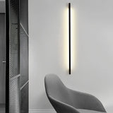 Applique murale linéaire noire en métal LED dimmable minimaliste pour salon