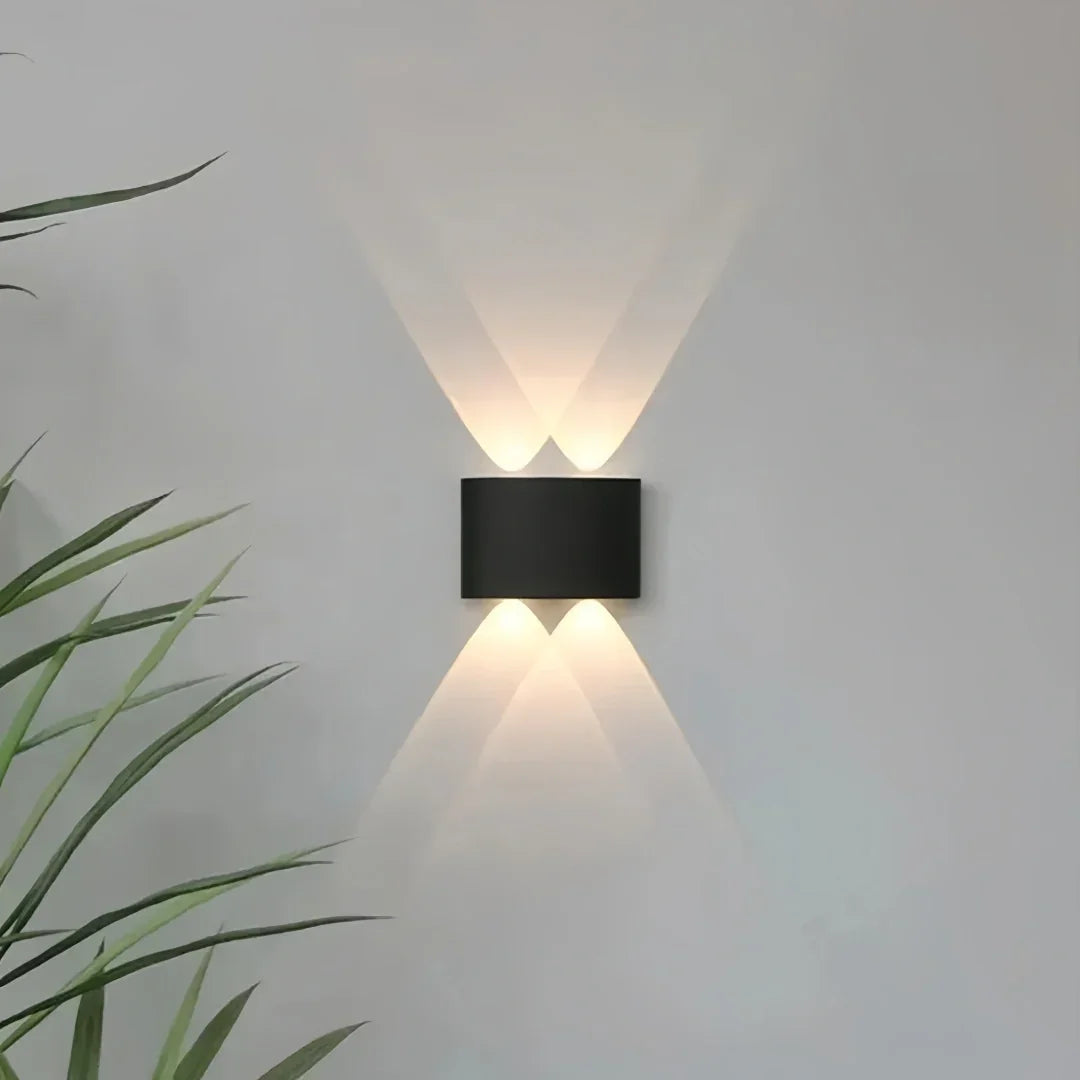 Applique murale moderne noire LED à éclairage haut et bas pour salon