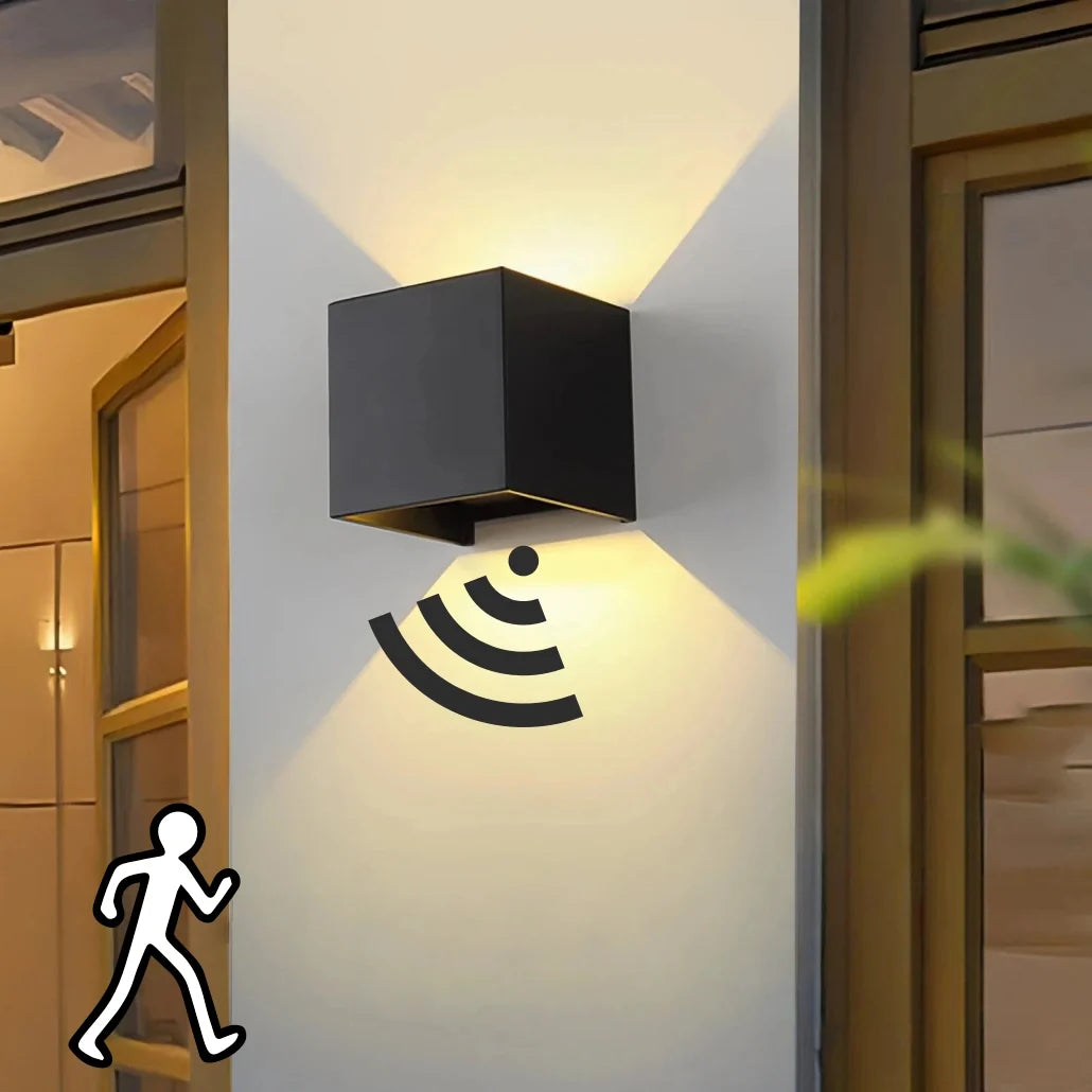 Applique murale extérieure avec détecteur de mouvement cube moderne 10W et 15W LED IP65