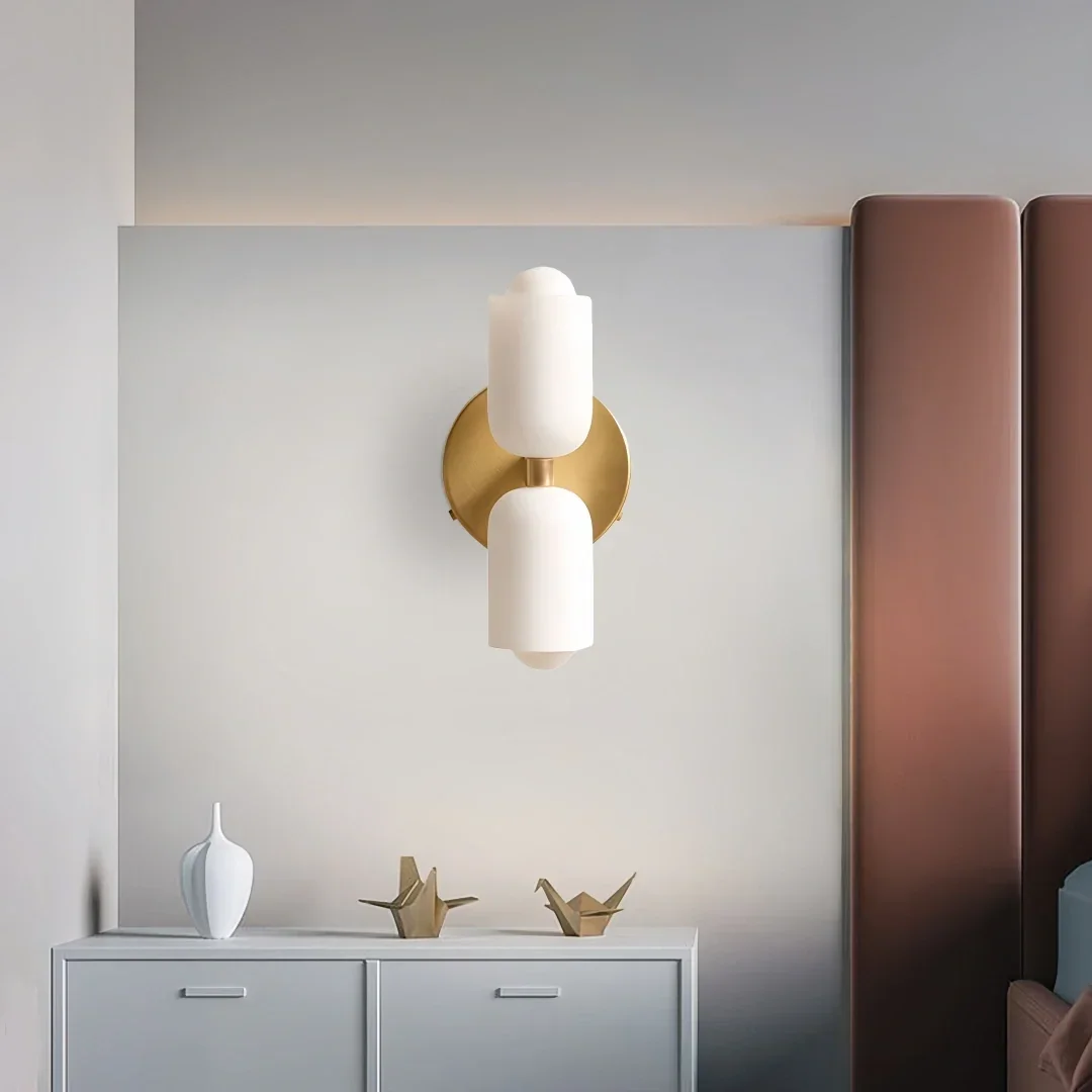 Applique scandinave en verre éclairage haut et bas dimmable pour chevet