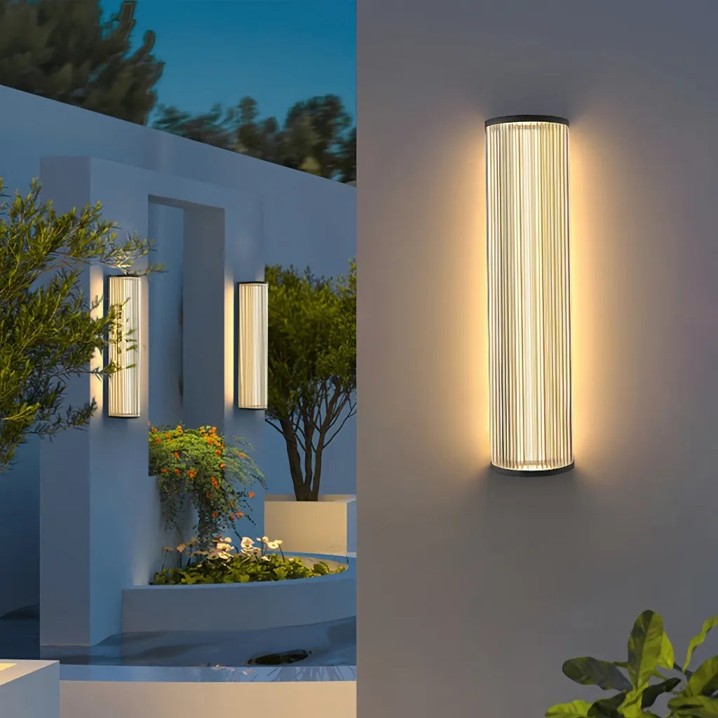 Applique murale exterieure solaire semi cylindrique moderne LED IP65 pour porche