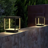 Lampe solaire pour pilier carrée noire moderne LED IP65