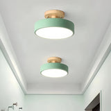 Plafonnier de couloir rond en bois et métal scandinave macaron