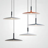 Suspension plate métal scandinave LED dimmable pour salle à manger