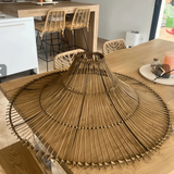 Très grande suspension en rotin naturel tressée à la main pour salon