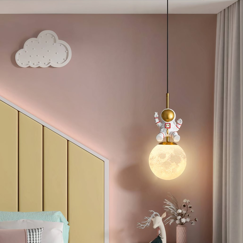 Suspension astronaute lune led dimmable pour chambre d’enfant