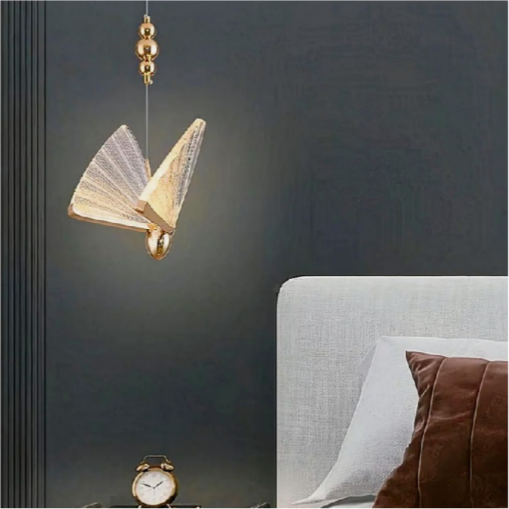 Suspension Papillon Art Déco LED Dorée Pour Chambre